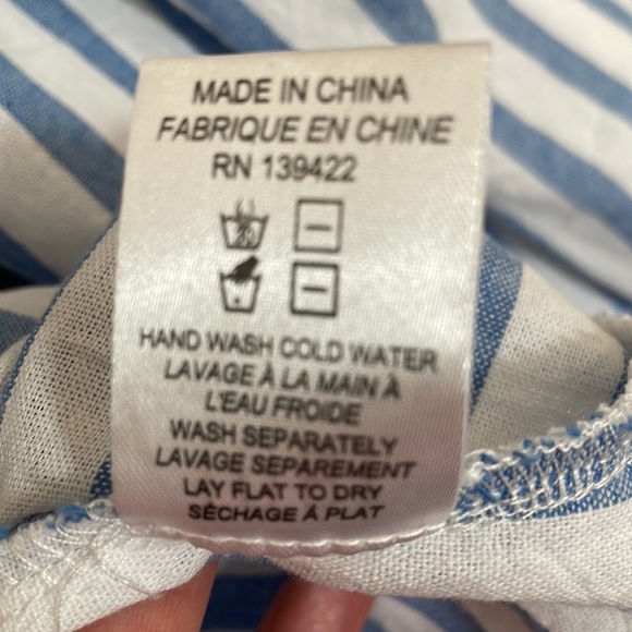 Woman’s off shoulder striped Tobi top - Picture 6 of 7